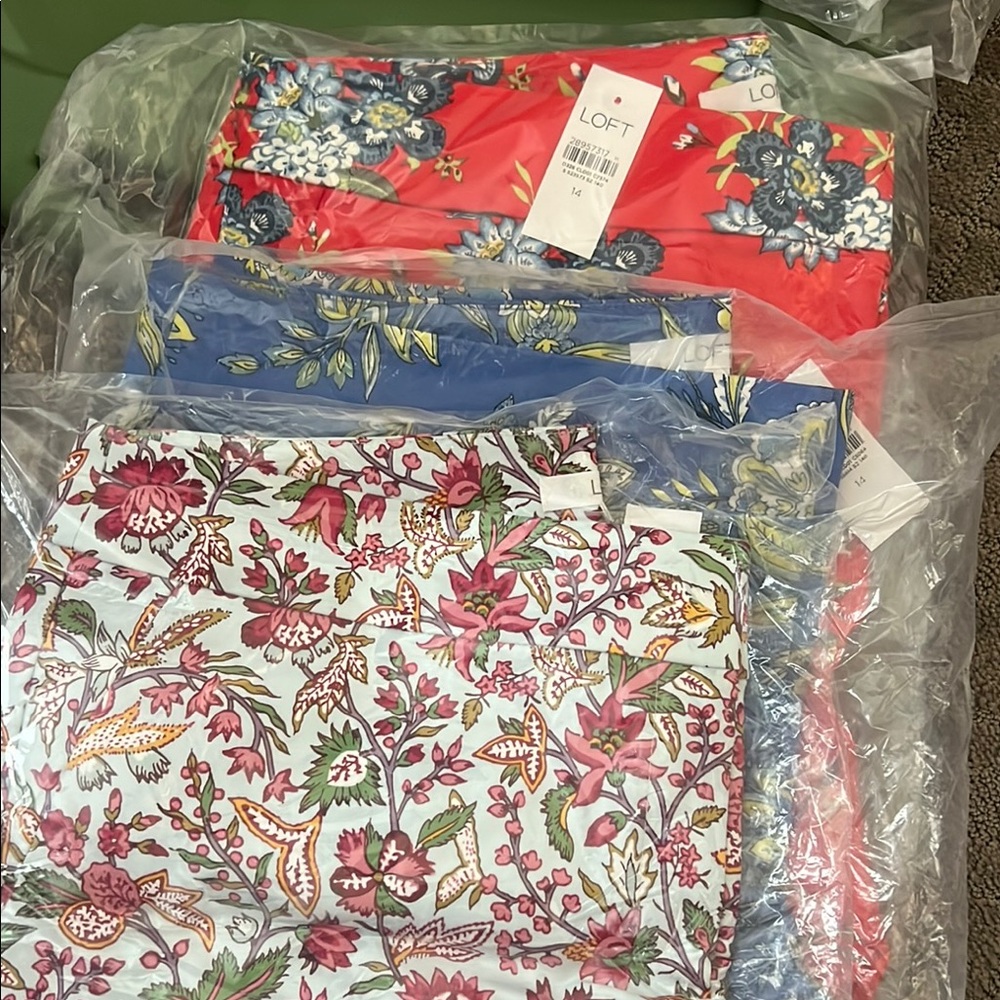 LOFT Floral Riviera Short - Size 14 - 3 Pairs